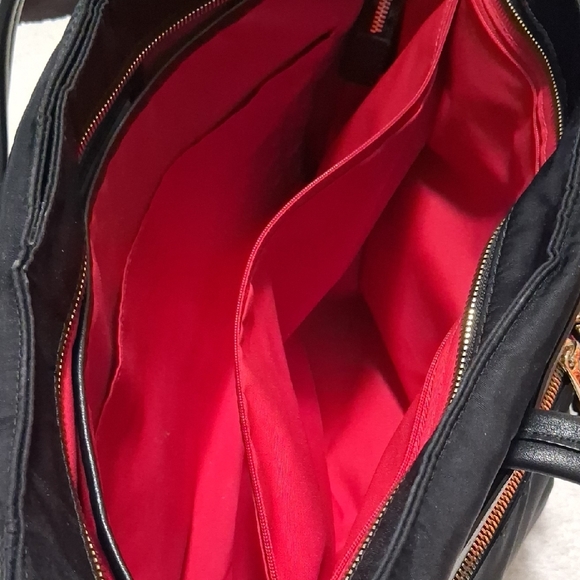 Knomo Classic Black Tote Bag - Picture 8 of 13